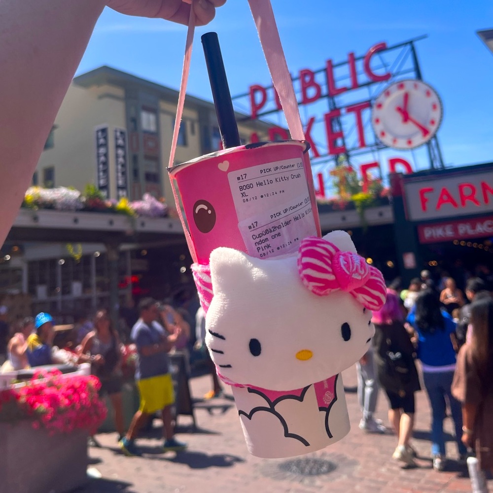 Hello Kitty x Tiger Sugar Cup Holder